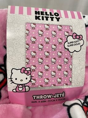Hello Kitty Pink Patterned Plush Throw Blanket